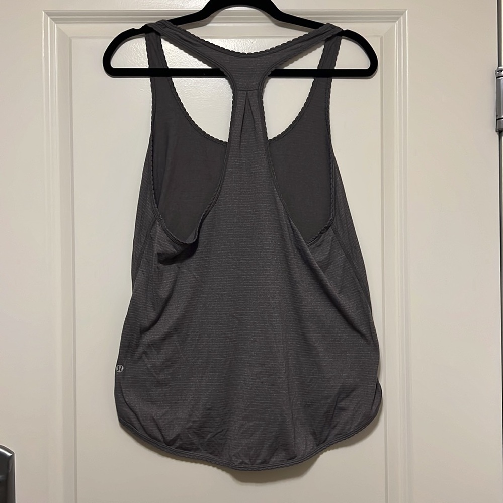 Lululemon Women’s Top Sz 10 - Picture 2 of 3